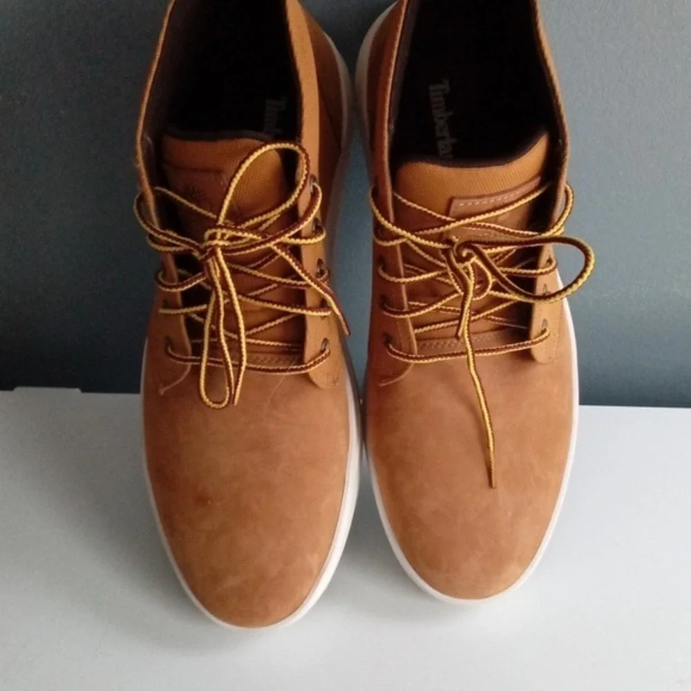 Timberland Groveton Chukka Wheat Nubuck Leather Mid Top Sneakers A1GIG Mens 10.5